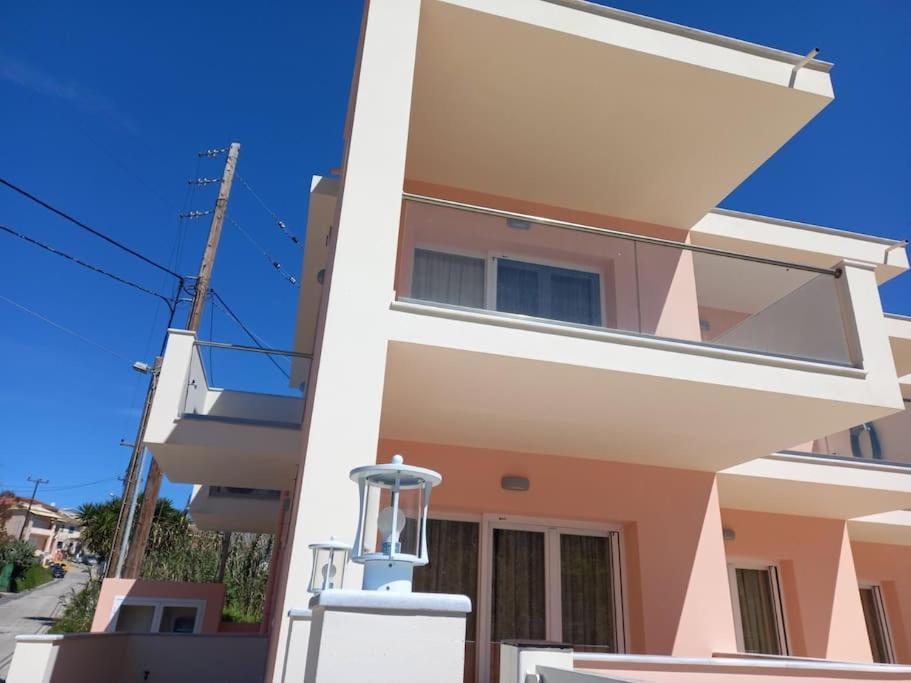 Avra-3 Luxury Apartment Potamos (Corfu)